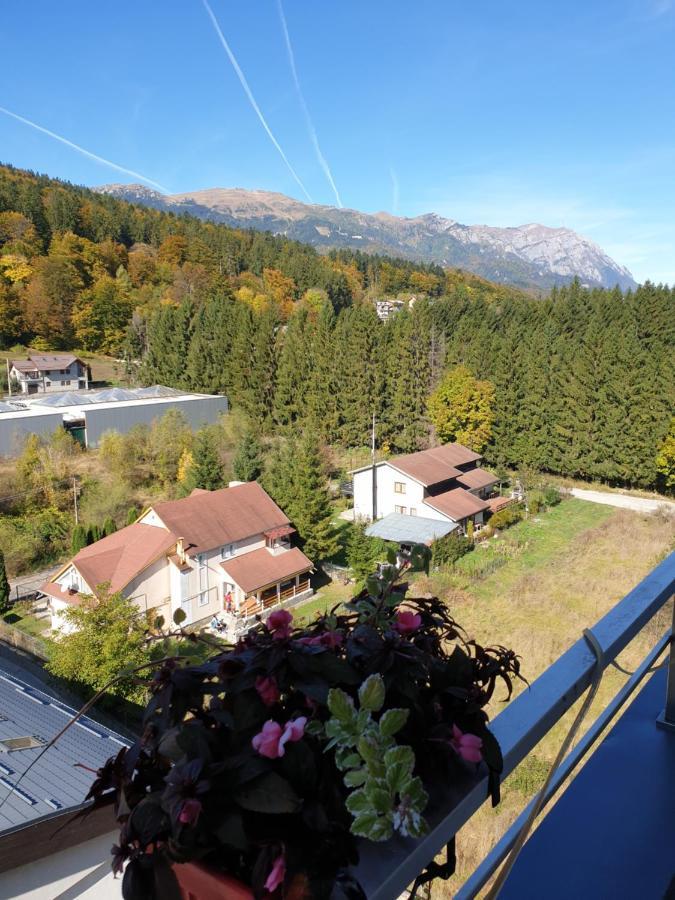 Sophie Apartament Appartamento Sinaia Esterno foto