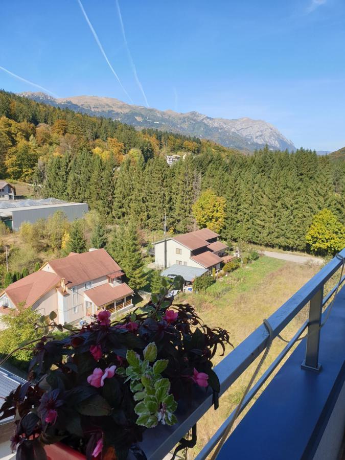 Sophie Apartament Appartamento Sinaia Esterno foto